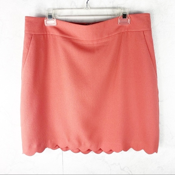 Ann Taylor Dresses & Skirts - [Ann Taylor] Flirty Pink Scallop Skirt